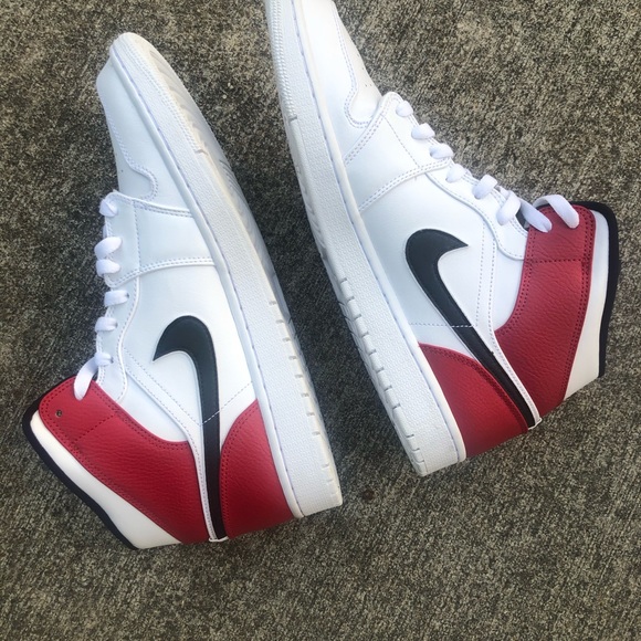 DSWOB Air Jordan 1 Mid Chicago alternate sz 13 - Picture 4 of 5